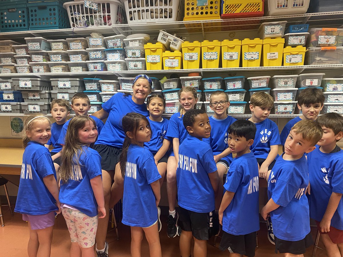 STEAMteachCCPS's tweet photo. Another season of Winterpock’s running club in the books. These kids rocked out many miles and built up tons of endurance! #wpessteam #werunforfun https://t.co/IEK81wW6Q7