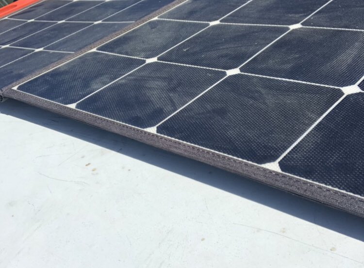 GZzyzyx's tweet image. The #Solar powered 
fridge is working 😄✨

(Its 89F/31.6C, I am camping)
#SolarAdventure #panels #ClimateAdaptation #solarpanels