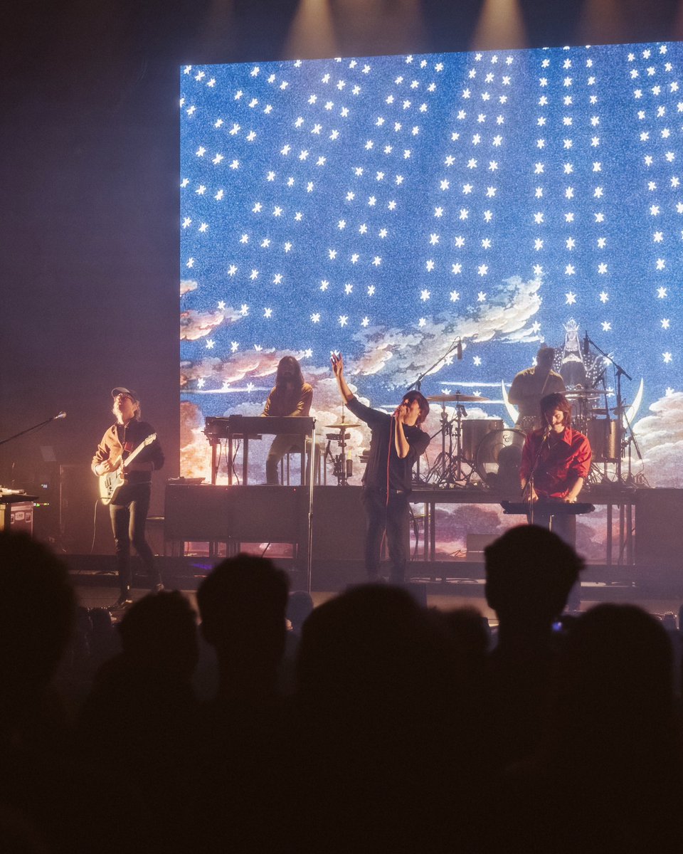 daydreaming about our night with <a href="/wearephoenix/">Phoenix</a> last week 🪐✨

📸 <a href="/sandrajamphoto/">sandra jamaleddine photo</a>