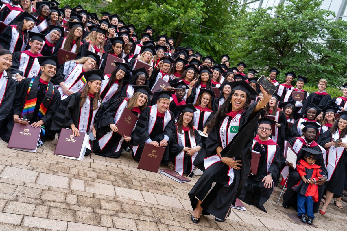 Our students and their loved ones braved the rain and shine to celebrate the incredible accomplishments of the Class of 2024. Congratulations to all of our graduates! 🎉