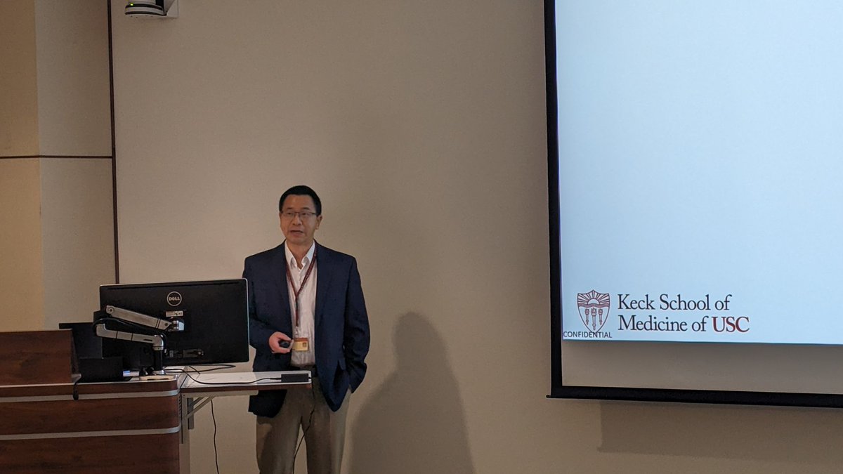 RadiologyUSC's tweet photo. Collaboration and Innovation in Radiology Research, pt II. When the topic so nice, you've offer it twice ✌️. 

Thanks to our rockstars, Kai Chen and Bino Varghese.  Together, along with  partners,  you're lining up a collaborative renaissance, #Radiochemistry to #Radiomics! https://t.co/jgwwx11eQF