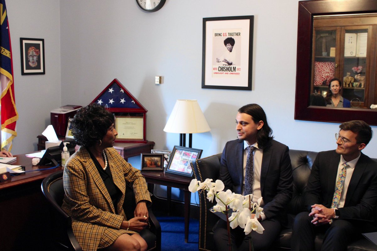 It was great to meet with @DukeMedicine residents to discuss local health and climate priorities.

I'm proud to be your partner in Washington as we continue to prioritize urgently needed climate conservation, green energy, and health-related legislation in Congress.
