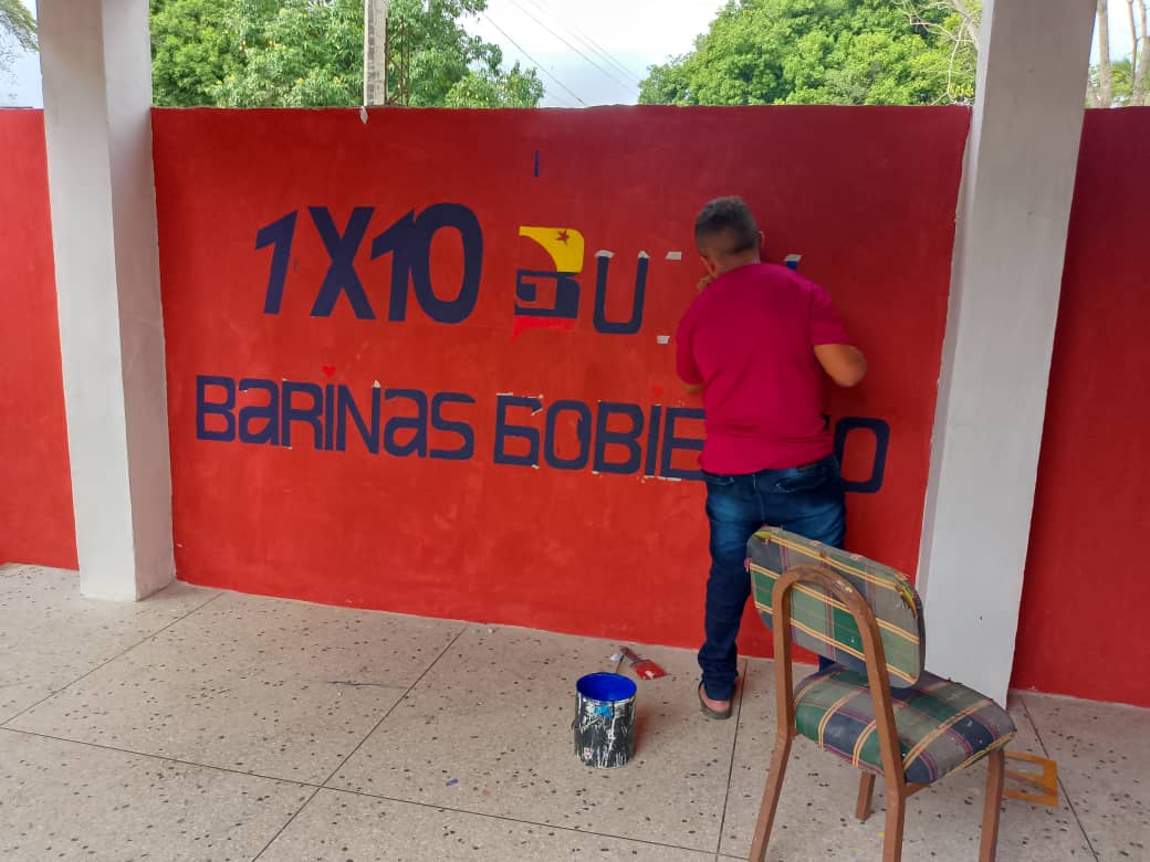 Milicia_ve's tweet photo. #23May || En el marco del 1x10 del Buen Gobierno y la Operación Especial de Desarrollo Nacional "Batalla Ciudad de Nutrias 01-2024"; la #FANB a través de su @Milicia_B1, en perfecta fusión cívico - militar, continúa adelante con sus #BRICOMILES en el Estado Barinas, para garantizar la salud y el bienestar de nuestro Pueblo. 

Porque el acceso a la salud es un derecho de todos y lo defenderemos siempre 🇻🇪