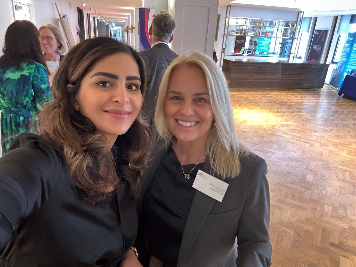 A few selfies with some of the most inspiring women in the QI world @powerNHS of @NWAmbulance , @PennyPereira1 of @theQCommunity /@HealthFdn and @KorthuisWa of @VM_Institute . So amazing to speak to you all today! #Quality24 @NHSProviders