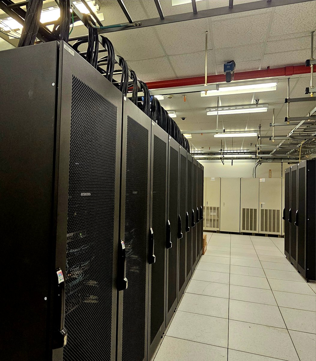 BlueBridgeLLC's tweet photo. 👀 @BlueBridgeLLC is hiring Senior Networks & Systems Engineers 2 join our team. Amazing opportunity with a talented Team- An opportunity to teach and learn every day! Don't miss this opportunity - apply now
https://t.co/ZdjZLoOVes
#ITjobs #BlueBridge #cleveland #northeastohio https://t.co/a9A3OC5mIW