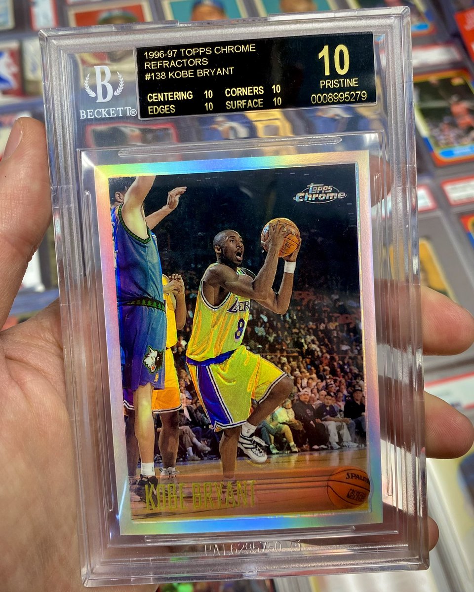 When starting to collect cards for the first time…it can be overwhelming to try to figure out what to collect.

Here’s a few different ways that seasoned collectors often decide what to look for… 🧵👇
