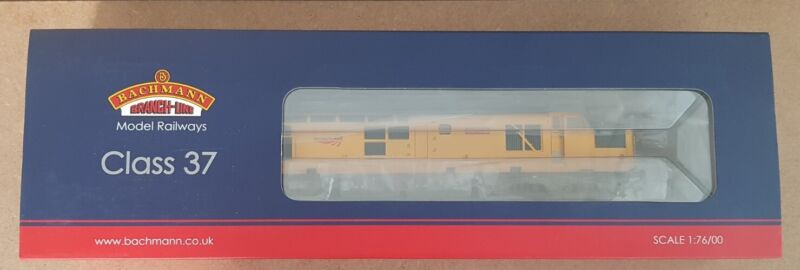 BNIB 32-777W Bachmann 00 Gauge Network Rail Class 37 No.97304 Loco. Lot MS 243 Ends Mon 27th May @ 7:50pm ebay.co.uk/itm/BNIB-32-77… #ad #modelrailway #modelrail #trainminiature #modeltrains