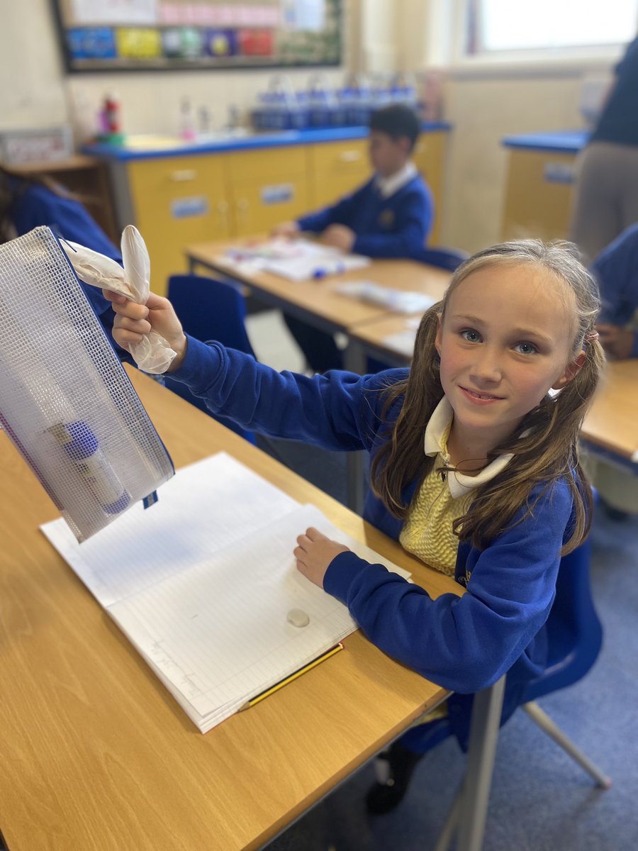 What would happen if we had no bones! “Floppy sacks of skin!” say Q3. We predicted how we could pick up the pencil case without bones then investigated! We are biologists! <a href="/QueensCoEURC/">Queen's Park C.E/U.R.C. Primary School</a>