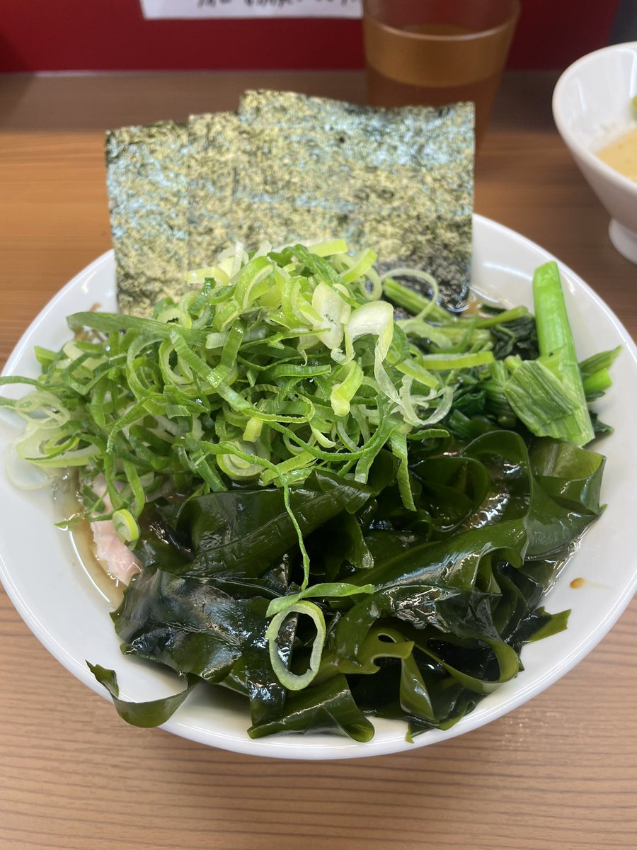 OMc9LPfha's tweet photo. 自分のラーメン緑🫶🏻 https://t.co/o9XbYXfkvS