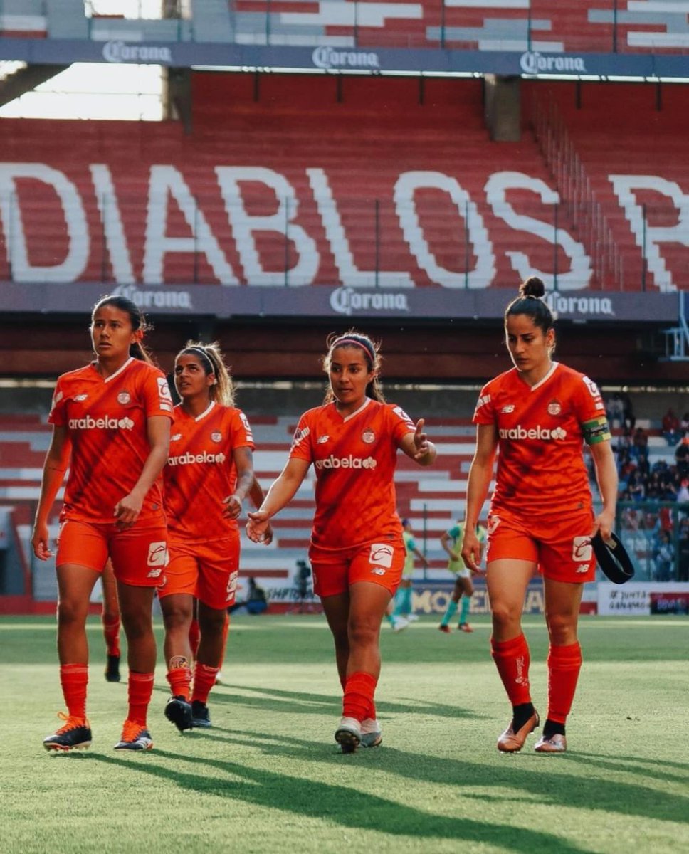 ⚽️🙋‍♀️ #SabiasQué?

Desde el 2015 la #CONCACAF celebra el Día Internacional del Futbol Femenino.

Felicidades a las #Diablas de nuestro @TolucaFemenil y sigan #haciendohistoria.

✒️ @ChrisG_ofi