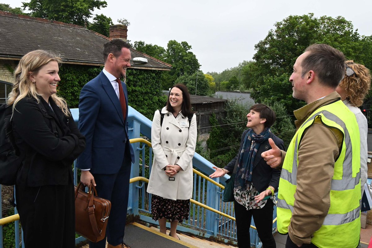 Friends AllyPallyStn tweet media