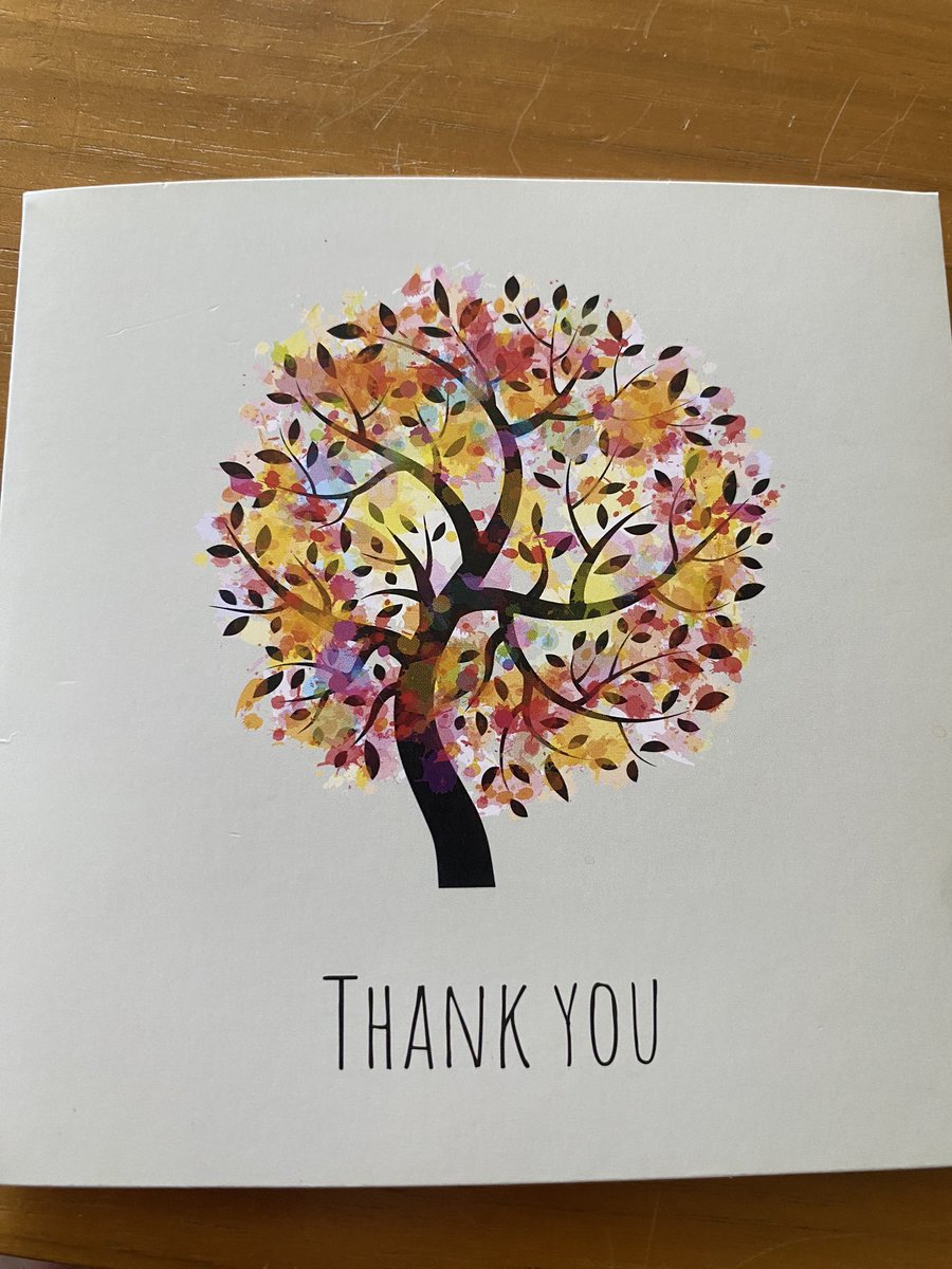 Today's #ThriveThursday was led by #Evie from @royallitfund . The task: write meaningful thank yous for colleagues. Over 20 nurses attended, and tonight 20 people will receive heartwarming messages like I did from @VictoriaOpokuA2 💌 #Gratitude @ImperialPeople @SigsworthJanice