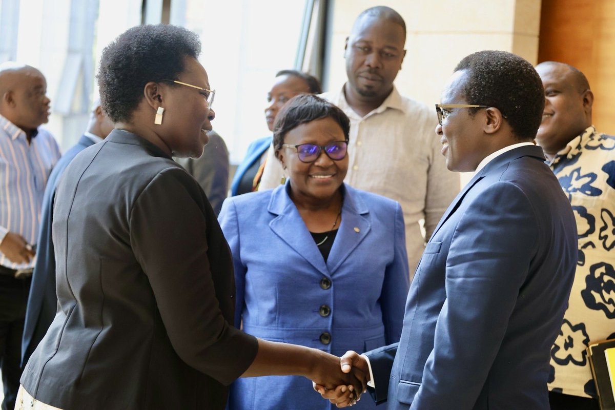 Yesterday I held discussions with members of the Lango Parliamentary group lead by their Chair Person, Hon ⁦@JudithAlyek⁩ . We focused on how we can work together to mobilize and guide the people towards improved food security and household income for wealth creation.