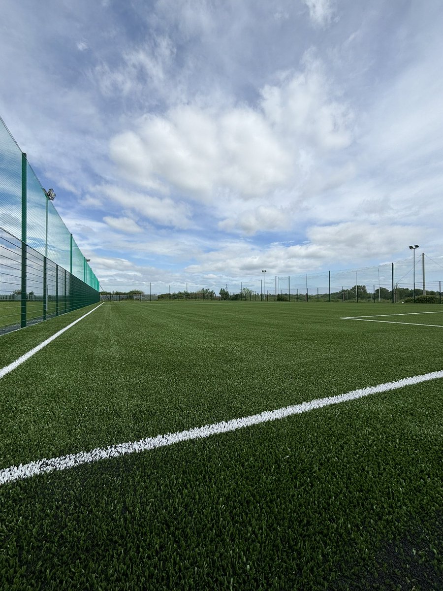 SarsfieldsGfc's tweet photo. ANNOUNCEMENT!! ❤️💛

The time has come to announce that our brand new, state of the art all weather pitch is finished 🙌

Thanks to @pjnorton11 and the team at  Clearwater Construction for the outstanding job they did in making this happen ❤️💛 https://t.co/TiRATmZOoH