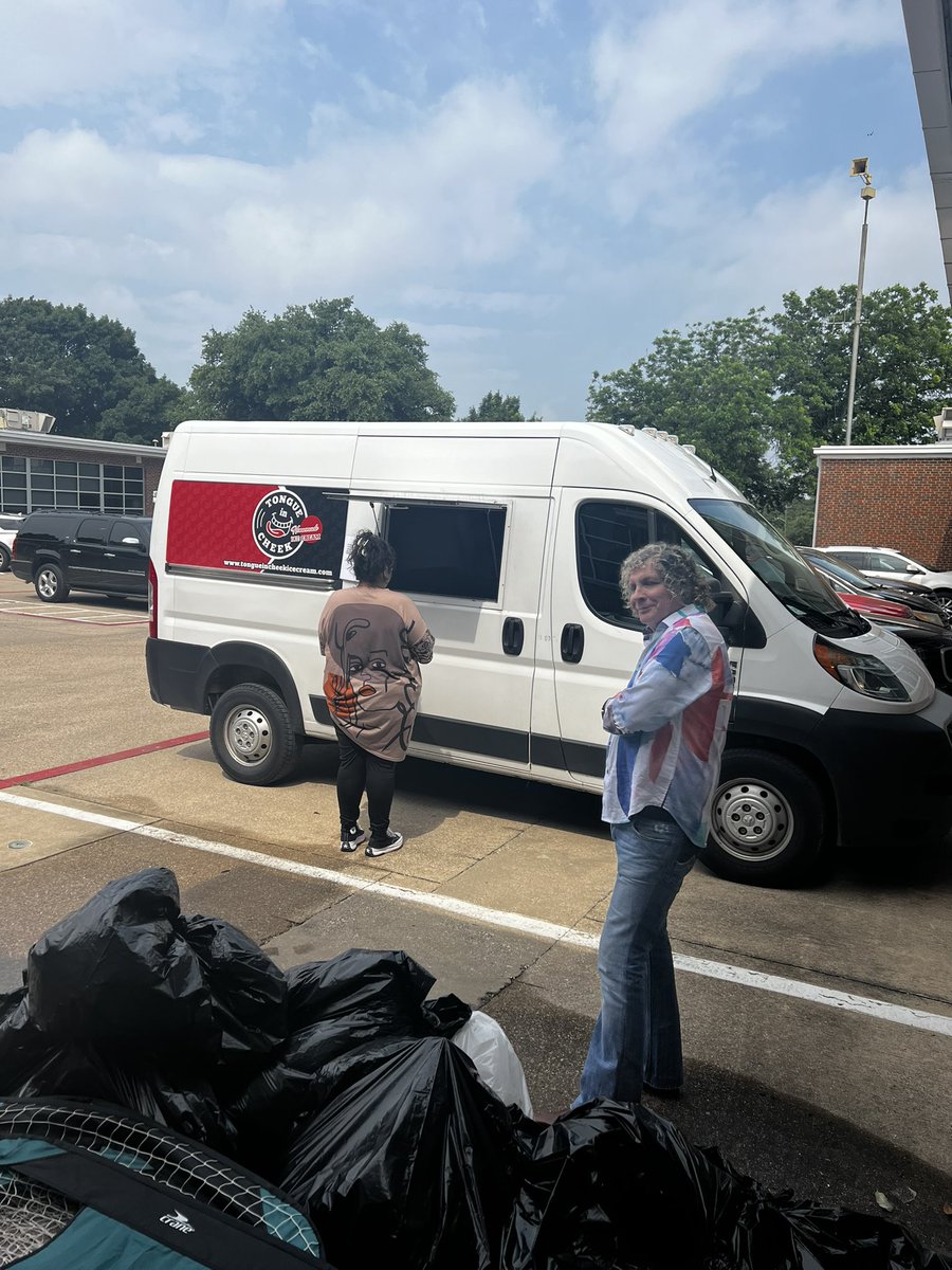 SpringValleyEl's tweet image. We celebrated staff today with Tongue in Cheek ice cream. 🍦🍧🍨 We enjoyed the special treat during the end of year wrap up and packing.