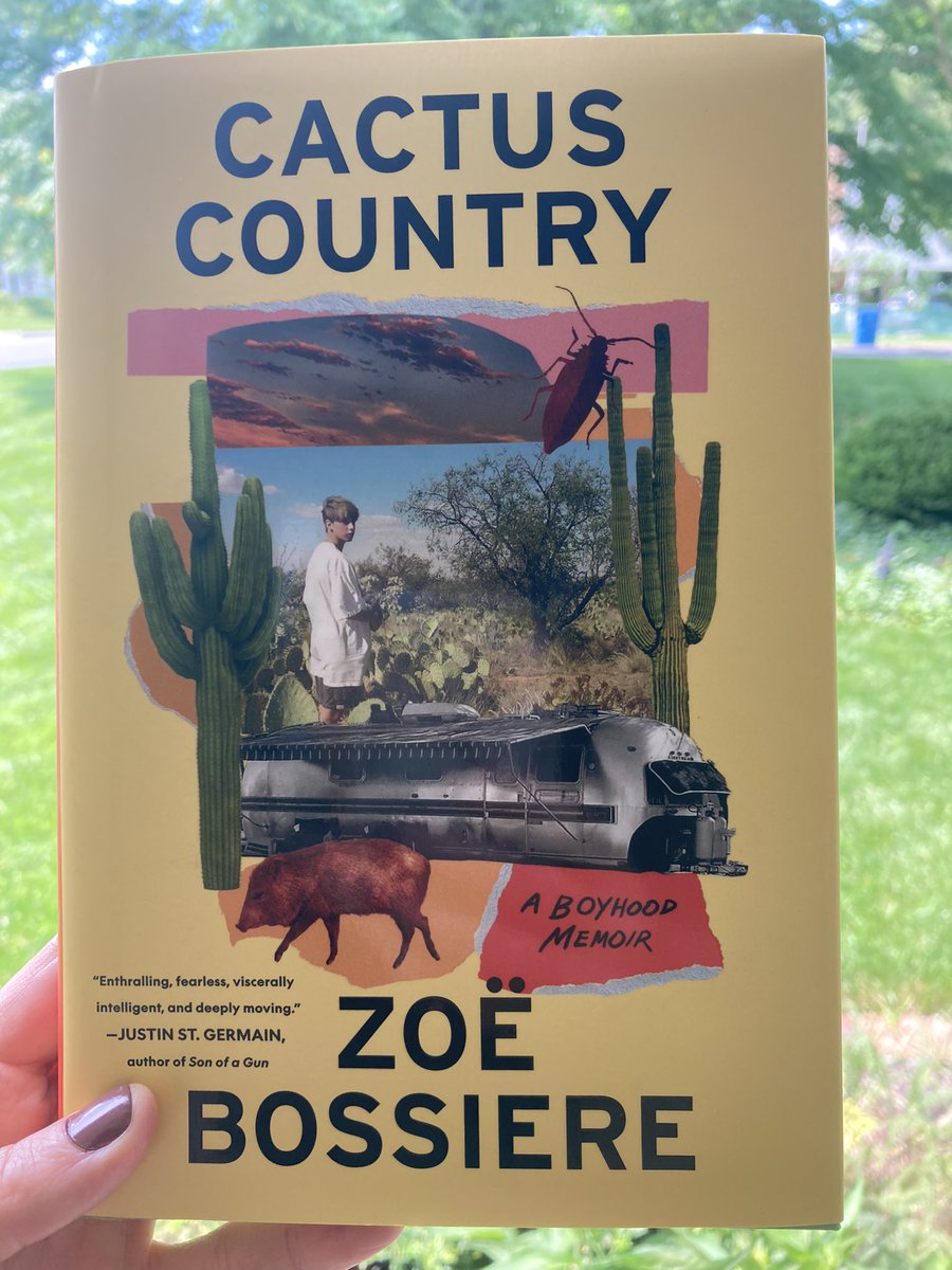 Happy day-after pub day to fellow flash nonfiction editor @zoebossiere. We can’t wait to dive in! 🌵