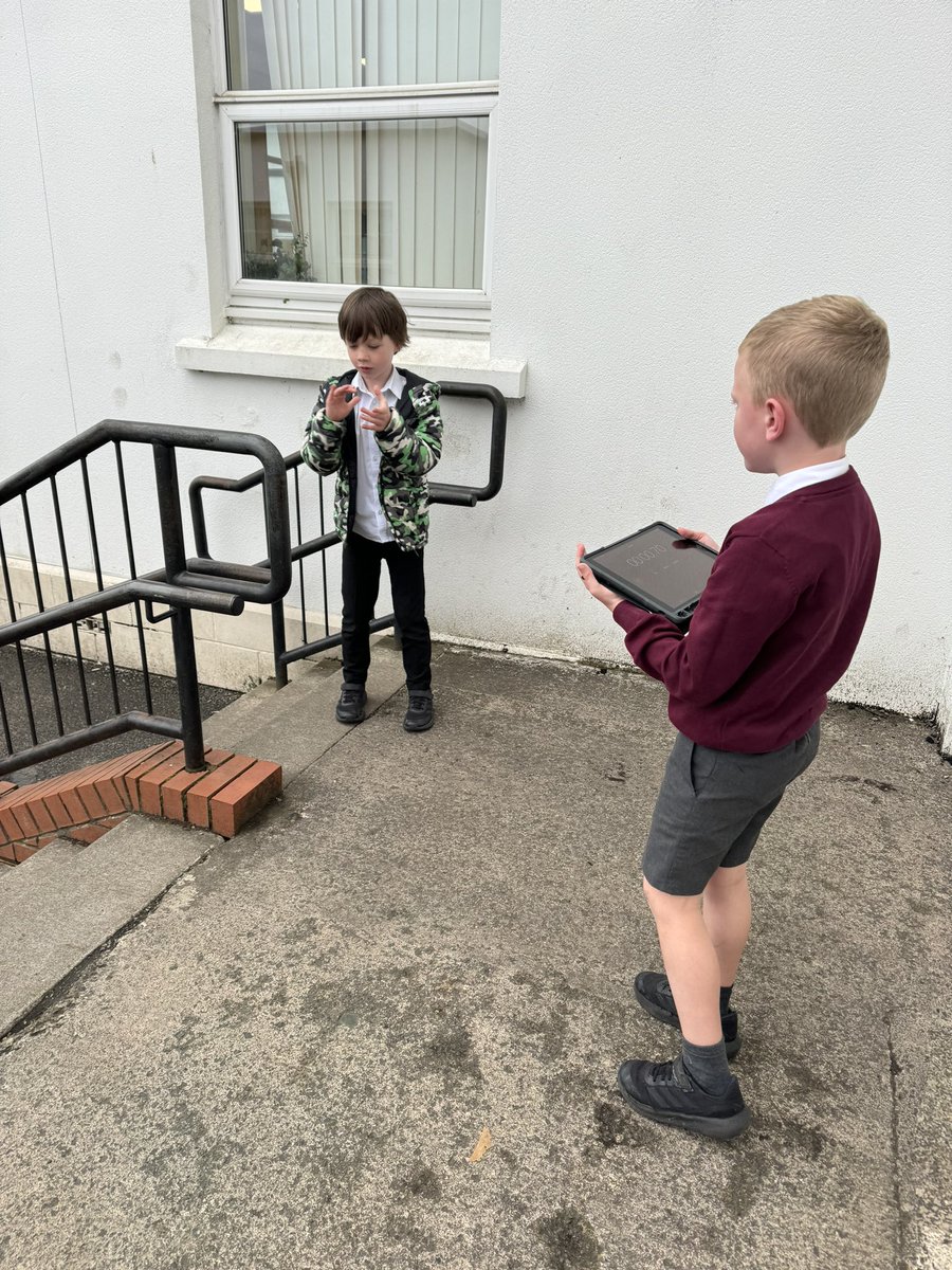We have been learning about different units of time. We had a go at estimating how long it would take us to complete a task and then our partner times us to see if we were correct. ⏰