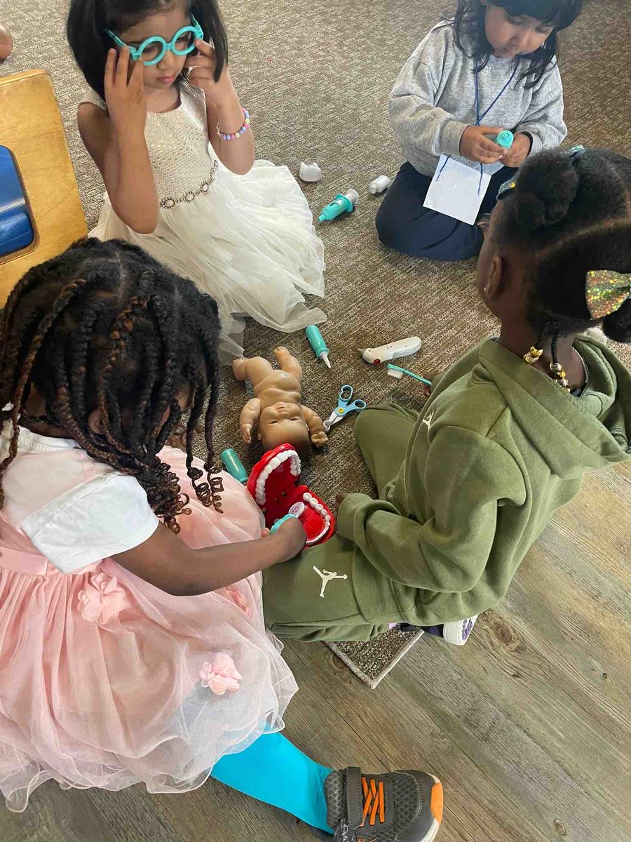 muppetschildren's tweet image. Preschoolers at Morningside are diving into the world of hygiene, starting with the importance of dental care! 🦷 

#ChildcareEducation #HealthySmiles #PreschoolLearning #MorningsideKids #DentalHygiene #EarlyLearningJourney #VVCS #VictoriaVillage