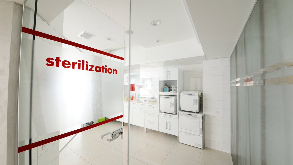 Is your #dental office keeping up with decontamination best practices? Find out in this article from @Aeroclave CEO Ron Brown, MD. dentalproductsreport.com/view/dental-of…
#dentalic #infectioncontrol