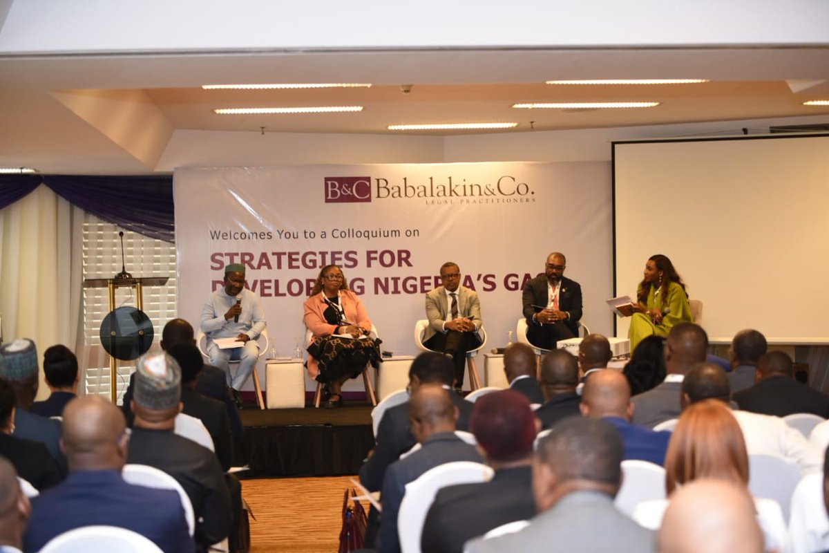 Shell_Nigeria's tweet photo. MD SNG, Ralph Gbobo shared valuable #insights into the gas policies, regulatory frameworks and actions required to grow the gas market during the colloquium today organized by Babalakin & Co at the Transcorp Hilton Hotel, Abuja.
#PoweringProgress
#ShellNigeriaGas
#Shell https://t.co/d0iRUMkNNF