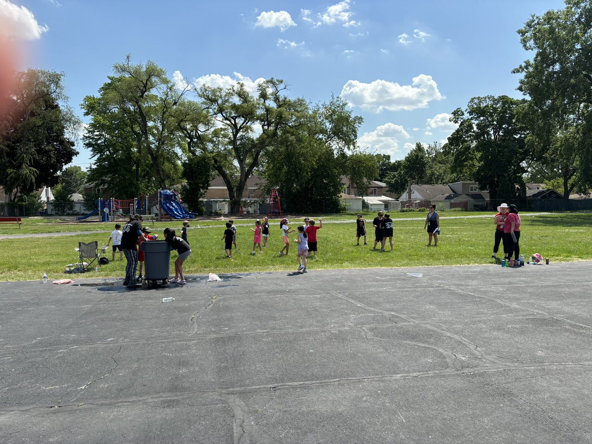 teachpe24's tweet photo. Field Day 2024. Perfect weather, tons of fun and memories made. Our 5th graders did awesome as field day leaders. https://t.co/8TEnMePTMi