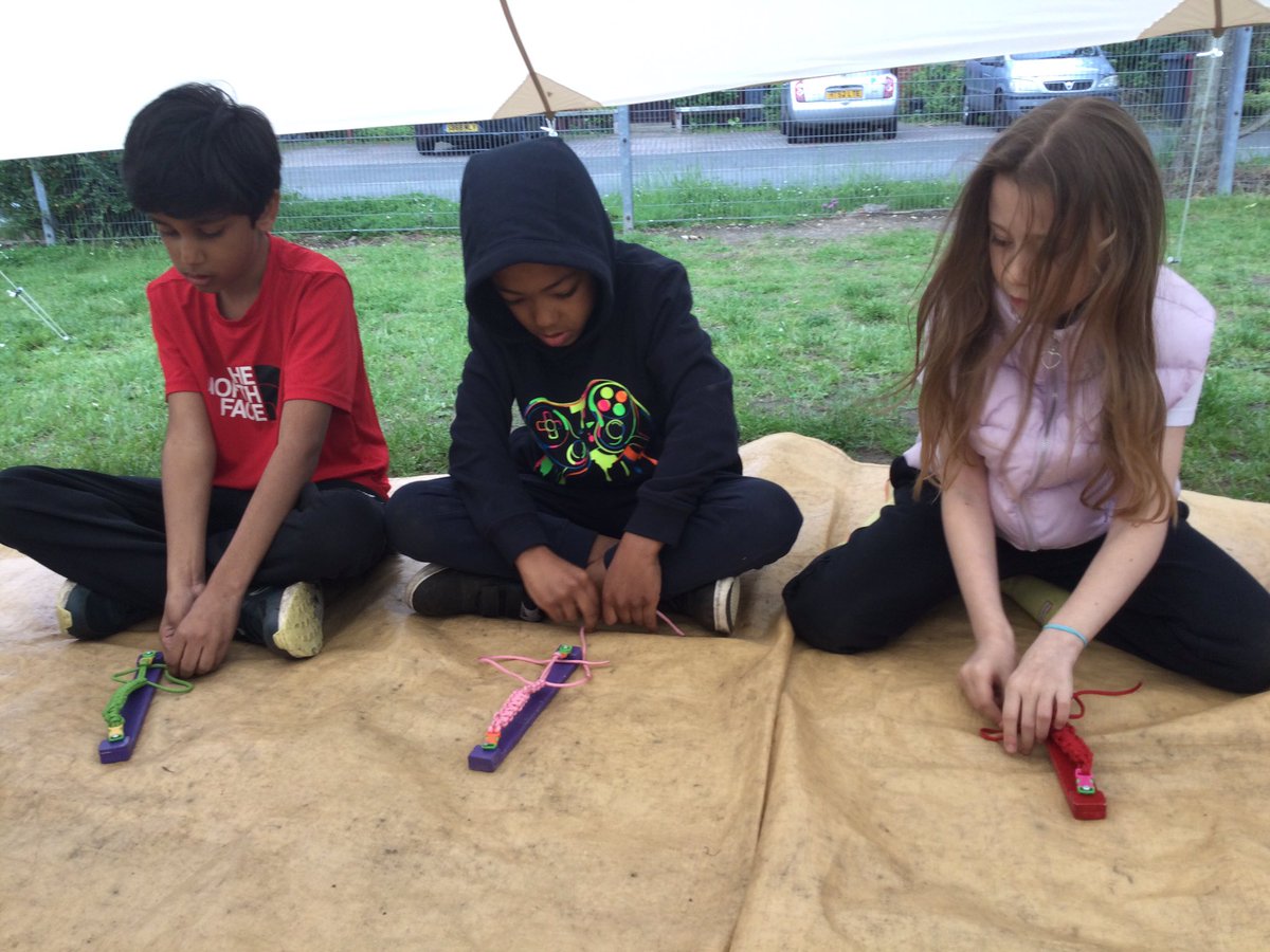 ThamesideSch's tweet photo. Survival bracelets made. Can you guess how many metres of paracord each of these contains? #lionstps #leopardstps #nolimitstps  #year4camp https://t.co/9w8BPw1iE2