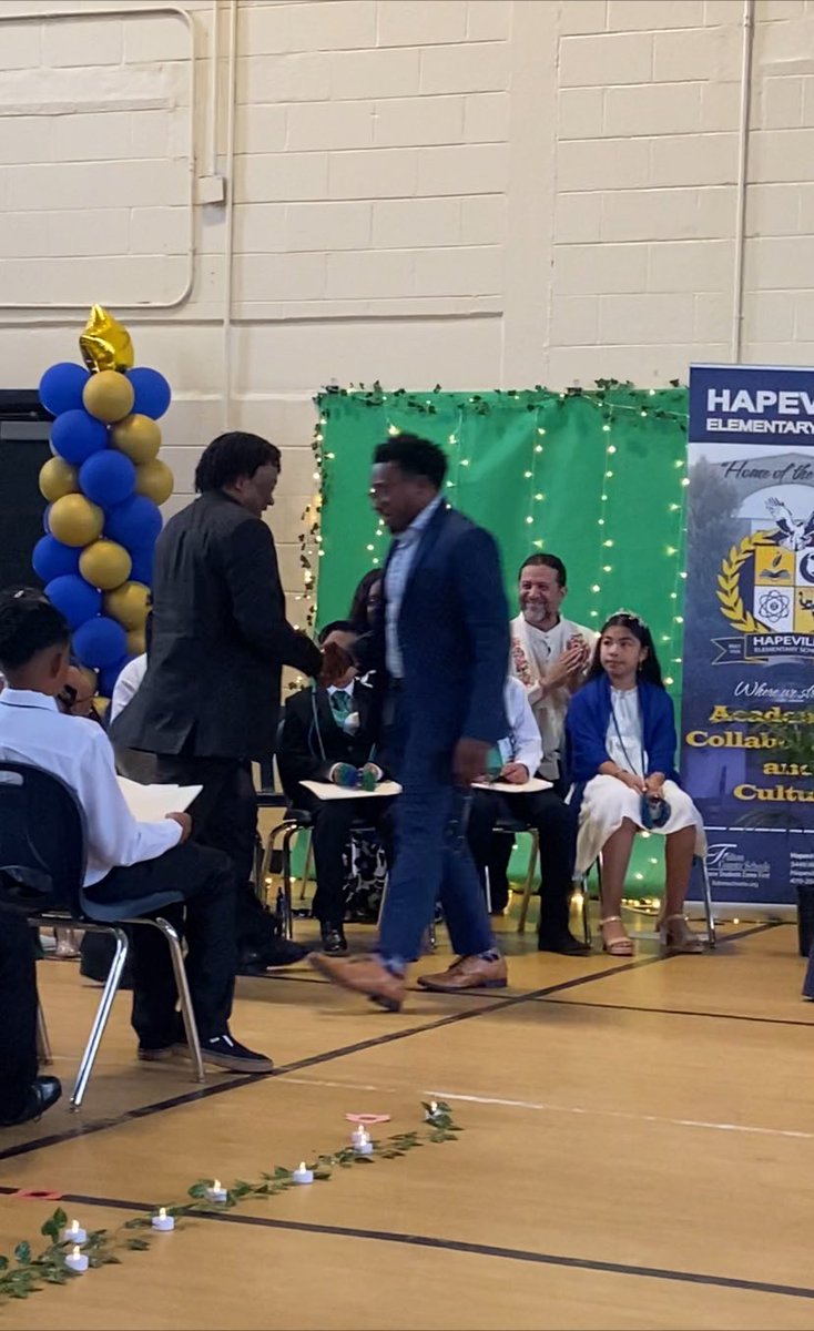 shortrollins's tweet image. Thank you @hapevillehawks for an amazing 5 years !! #community #celebratehapeville #hapevilleishappening
#cluster #FCS #bulldogbound
#learningmadefun #ittakestheville