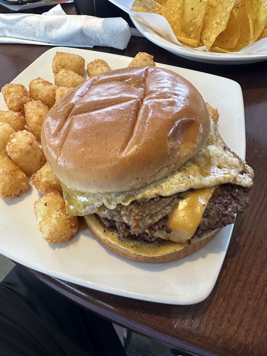 Who knew that Glier's Goetta, cheeseburgers, and breakfast could work so well together? 
Check out the Anderson Sunrise burger at  Anderson Tap House! You get all of this: a juicy beef patty stacked with Glier's Goetta, melted cheddar, a  fried egg, and  maple brown mustard.