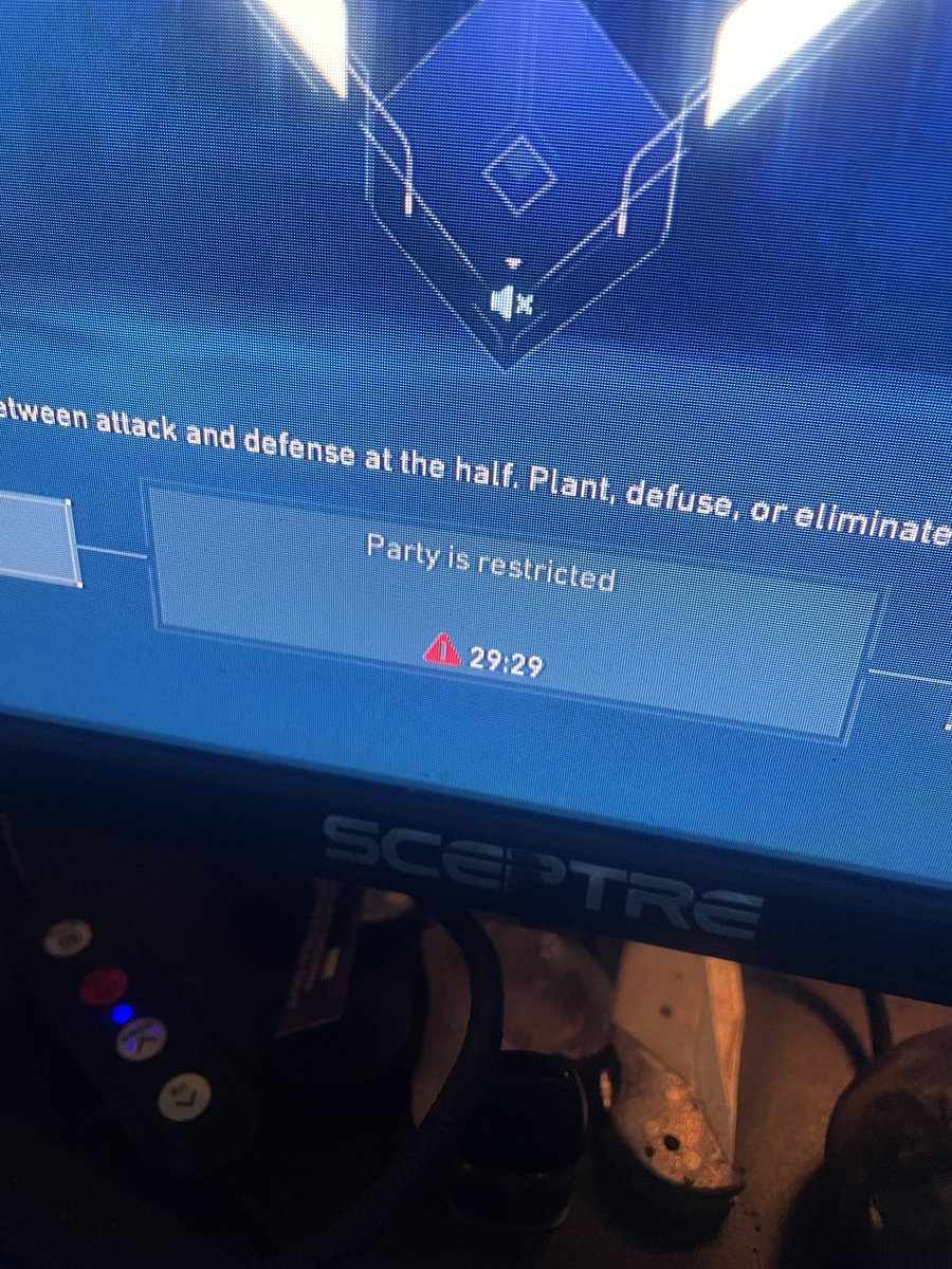 Dewtronics's tweet photo. Yo @VALORANT wanna fix your game ? Cuz now I gotta wait 30 minutes to play cuz your game didn’t connect and tells me I’m AFK, you guys make millions of dollars yet you can’t fix your stupid ass game to know when someone’s isn’t connecting or afk….THIS IS LEGIT BULLSHIT https://t.co/cQa2OvAMcT