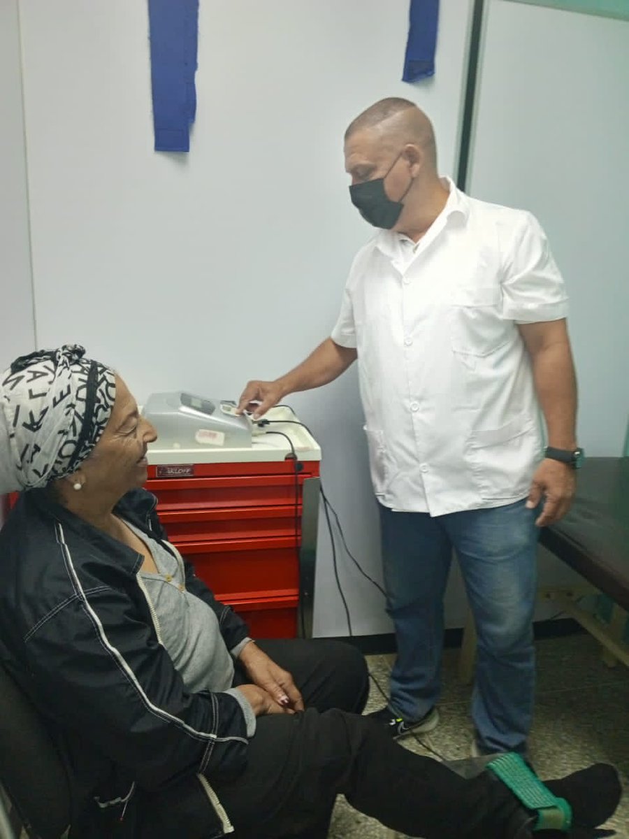 No claudicaremos jamás ni cederemos en nuestros principios. Humanistas y solidarios por siempre. #40AniversarioUCCM #CubaCoopera <a href="/cubacooperaven/">Brigada Médica Cubana en Venezuela</a> <a href="/MINSAPCuba/">Ministerio de Salud Pública de Cuba</a> <a href="/japortalmiranda/">José Angel Portal Miranda</a>
<a href="/Colaboracionqba/">Unidad Central de Cooperación Médica 🇨🇺</a> 
<a href="/CubaMir_Ven/">Brigada Médica Cubana Estado Miranda</a> 
<a href="/DrYusleivy/">Dr. Yusleivy Martínez</a> 
<a href="/CdiCalifornia/">CDI La California Sur Estado Miranda</a>