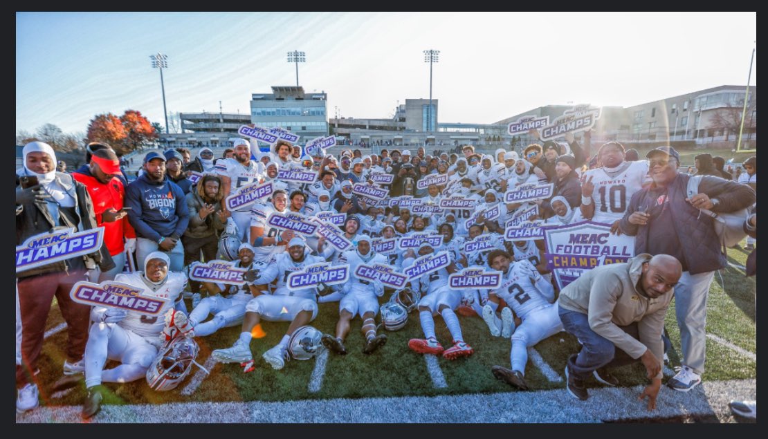 #AGTG I’m beyond blessed to receive an offer from Howard University <a href="/HUBISONFOOTBALL/">HOWARD FOOTBALL</a> <a href="/Coach_Douglas_/">Troy Douglas</a>   <a href="/Coach_Dise/">A.D. Madise</a> <a href="/Hillcrest_FB/">Hillcrest Panther Football</a>