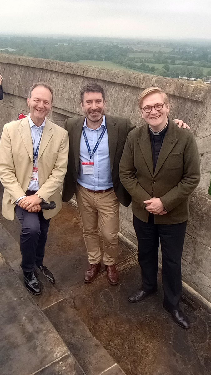FatherHux's tweet image. An enriching and stimulating few days at the @CSAChoir Annual Conference, the theme of which was #embracingchange. What a precious heritage we care for.

We even got a behind the scenes tour of Windsor Castle!

@GlosCathedral @KingsSchoolGlos @hmkingsglos