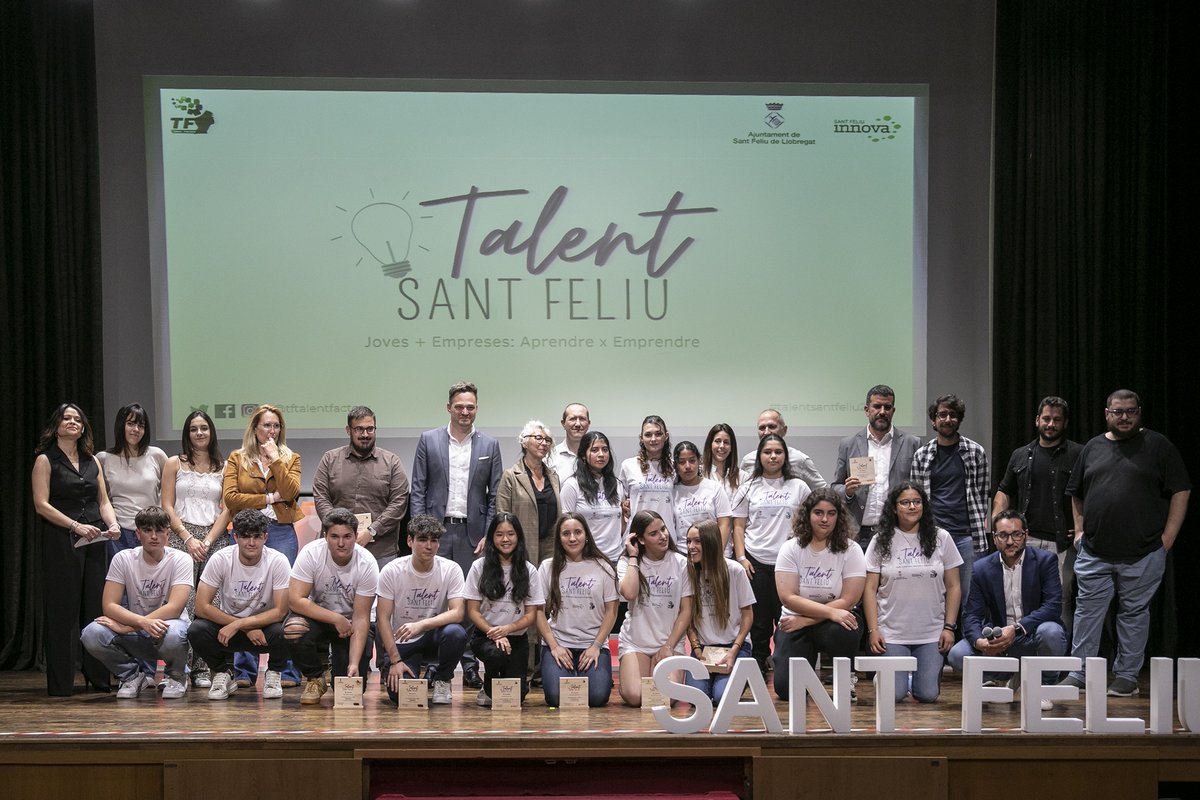 Ajuntament de Sant Feliu de Llobregat (@ajsantfeliu) on Twitter photo 🥇La 2a edició del programa #SantFeliu Talent premia un projecte dedicat a l'aprenentatge musical
📲El programa fomenta la cultura emprenedora entre les i els joves estudiants de secundària de la ciutat
➡️Més informació: shorturl.at/rPHjr
📸 Fotografies de <a href="/clemente_raul/">Raül Clemente</a> 🥇La 2a edició del programa #SantFeliu Talent premia un projecte dedicat a l'aprenentatge musical
📲El programa fomenta la cultura emprenedora entre les i els joves estudiants de secundària de la ciutat
➡️Més informació: shorturl.at/rPHjr
📸 Fotografies de <a href="/clemente_raul/">Raül Clemente</a>