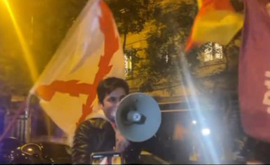 xavimunty064599's tweet photo. @vitoquiles ¿Saben en Argentina que el niño Vito Quiles NO es un periodista, sino un agitador de ultraderecha que fue detenido megáfono en mano en una manifestación fascista que quería asaltar la sede un partido? 🤔

¿saben que todas esas acusaciones son un burdo FAKE? https://t.co/HSYFiDfLwc