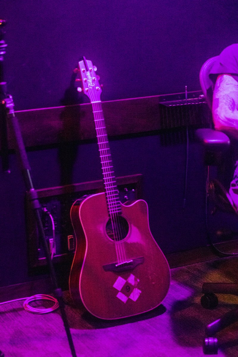 nickkentt's tweet photo. what do we think of the acoustic version of ‘state of mind’? https://t.co/JUuCxYuI7L https://t.co/xEyEVZb5ln