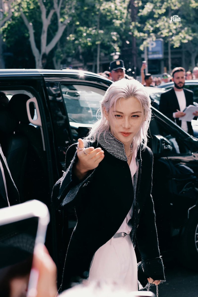 yooooAii's tweet photo. Prince! I will love him all my life.

FELIX LOUIS VUITTON CRUISE
#FELIXxLVCRUISE25
#LVCRUISE25
@LouisVuitton https://t.co/GkkzMJGNbl