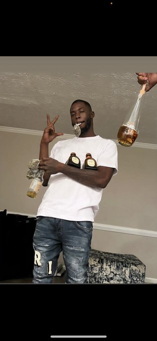 thursday activities 🤷🏾&zwj;♂️😈 https://t.co/k39WG1A2YY