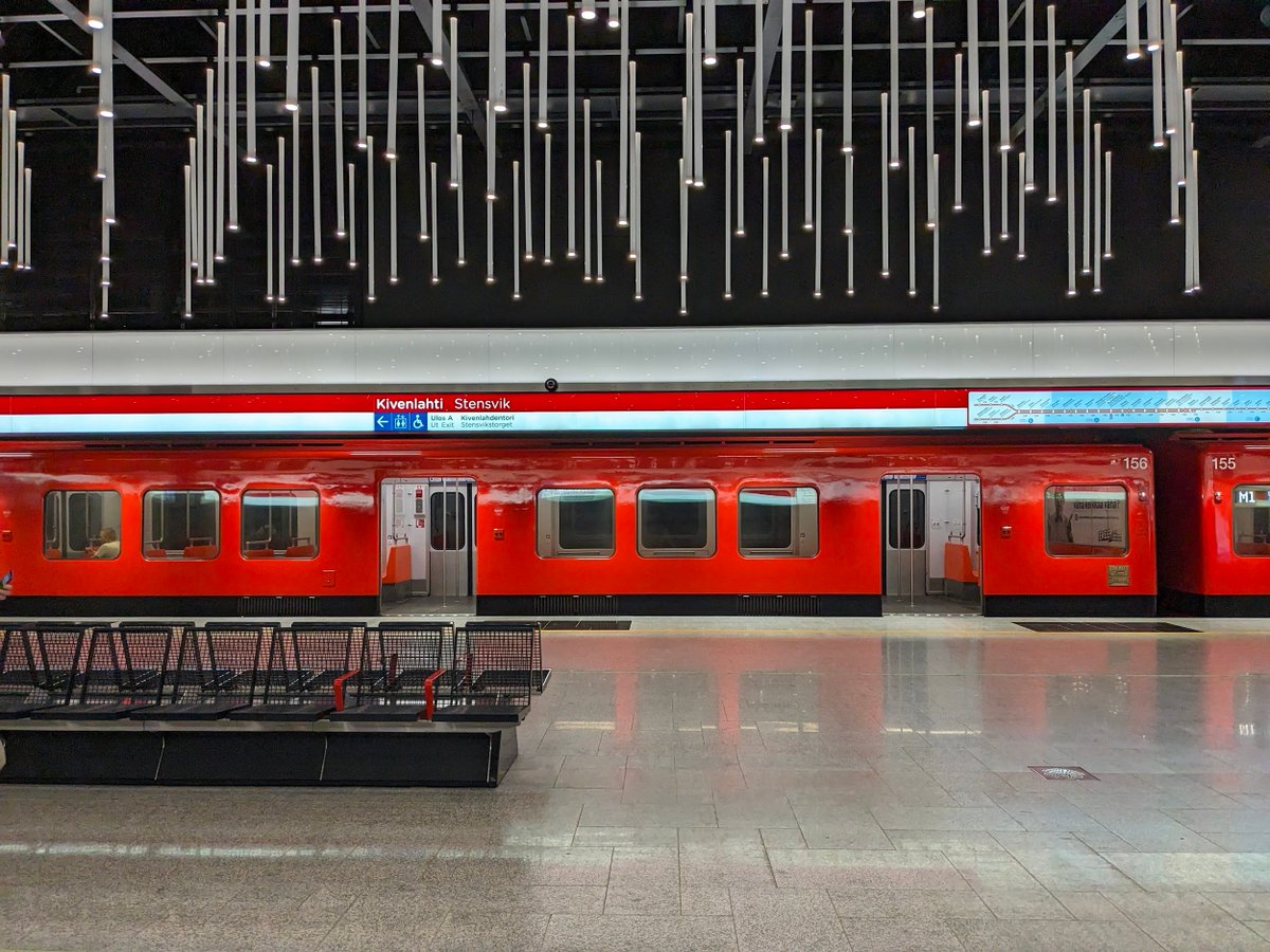 mareklumi's tweet photo. The beauty of the Helsinki metro

Kivenlahti station (new Espoo extension from December 2022 / ALA Architects) https://t.co/azQKvSuWoW