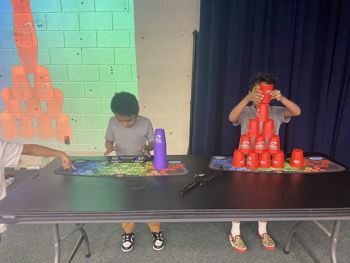 Speed Stacking is really taking off in P.E. #newskills#speedstacking#speedcups#sportstacking#flcphysicaleducation#believeinflc