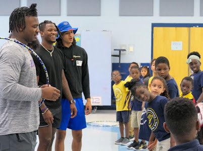 Another day, another opportunity to support our local schools! Had a great time at Rawlings Elementary, reinforcing the importance of education. Join in on the fun: edfoundationac.org @TheEdFoundation @Fl_Victorious #FVFoundation
