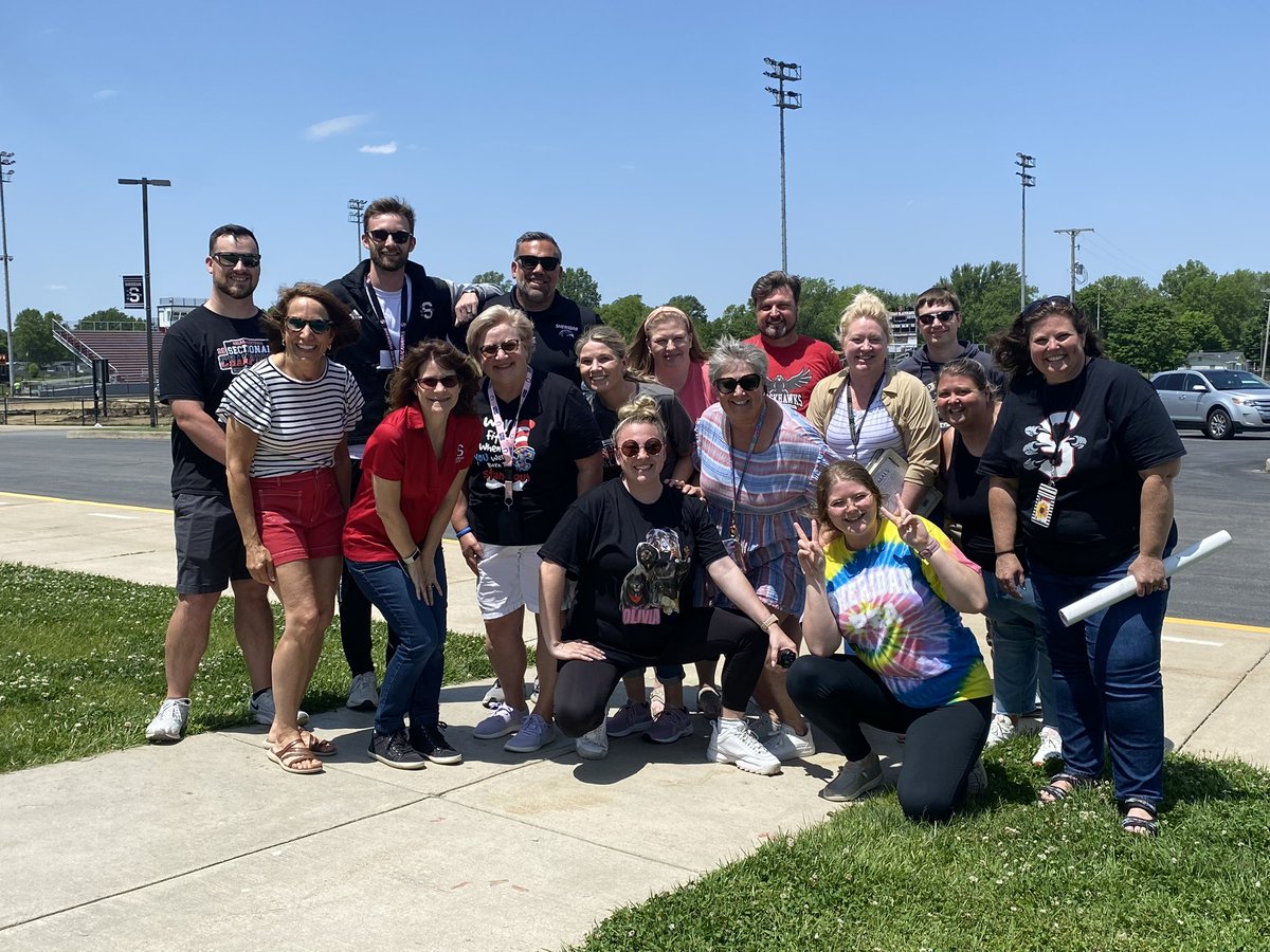 SMShawks's tweet photo. Our last day of FUN for the 23-24 SY!! Our kickball champions &amp; our wave for a GREAT summer! #BlackhawkPRIDE https://t.co/hc82bCXVwe
