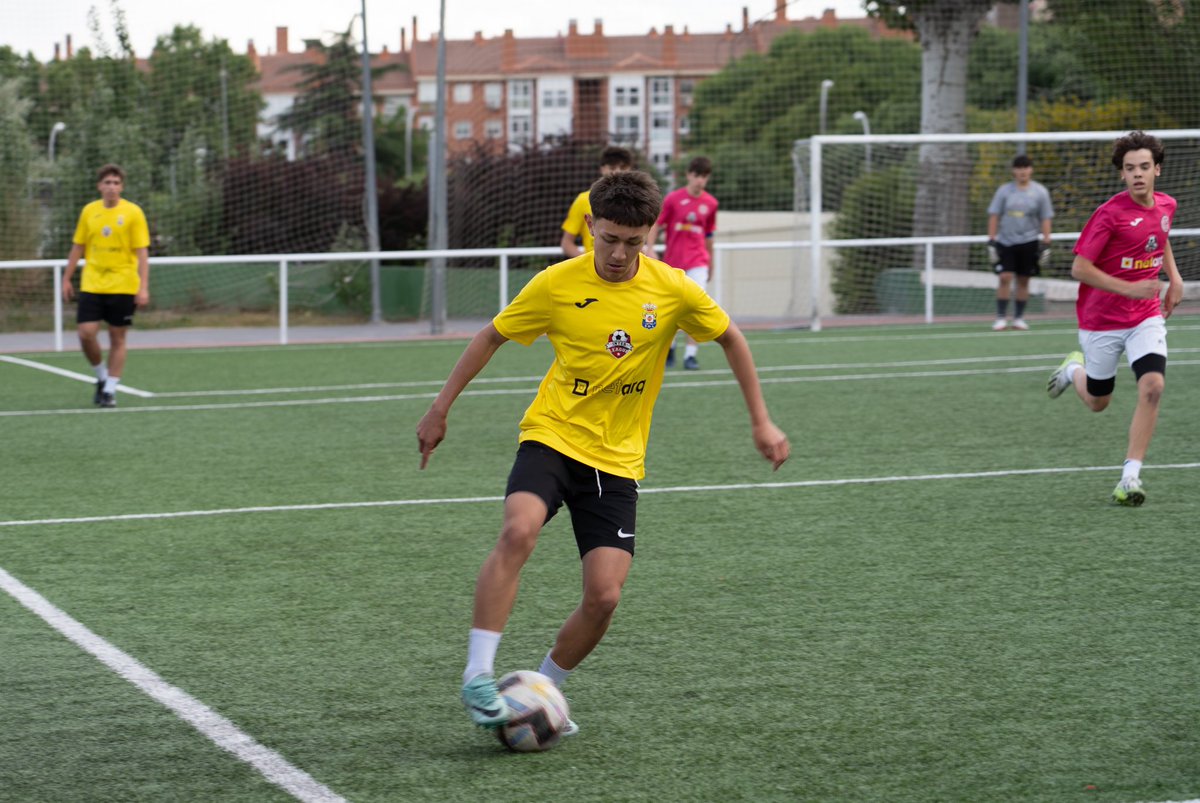 Archer_JugadorDeFutbol tweet media