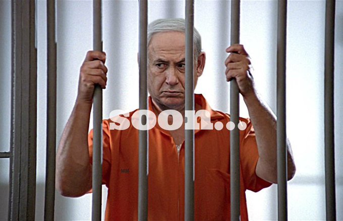 Η μόνη δημοκρατία...

Ο πιο ηθικός στρατός...

 Αυτοάμυνα… 

Στοχευμένα χτυπήματα…

 Πολιτισμός… 

Αξίες…

Και τα λοιπά.
Όλες οι μάσκες έχουν πέσει. 
Το μόνο που μένει είναι το αποτρόπαιο πρόσωπο ενός εγκληματια που υποστηρίζεται από άλλους εγκληματιες.

#NetanyahuGenocidal