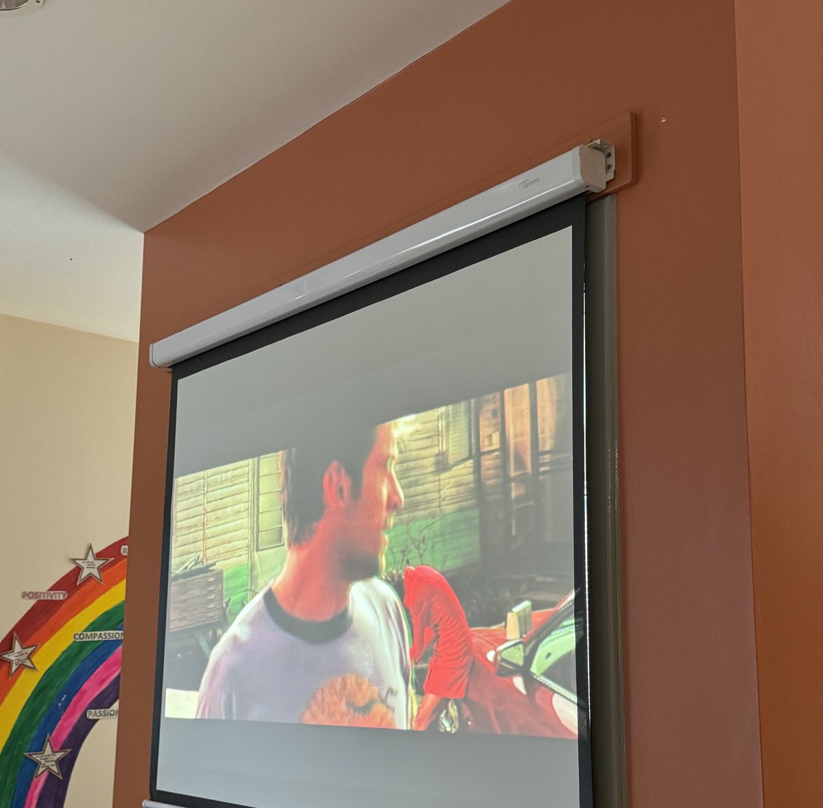 chloe_croston's tweet photo. The projector is finally up and running on Prospect Unit and what an attendance today has been for Movie Night 🎥🍿 #yousaidwedid @NicolaR95452877 @GMMH_NHS @_kerrilowe @Claire78028760 https://t.co/QCvjyCZyv3
