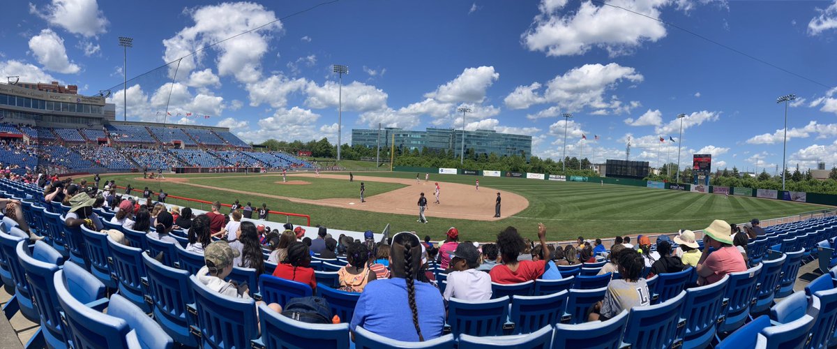 A beautiful day for an Ottawa Titans win!