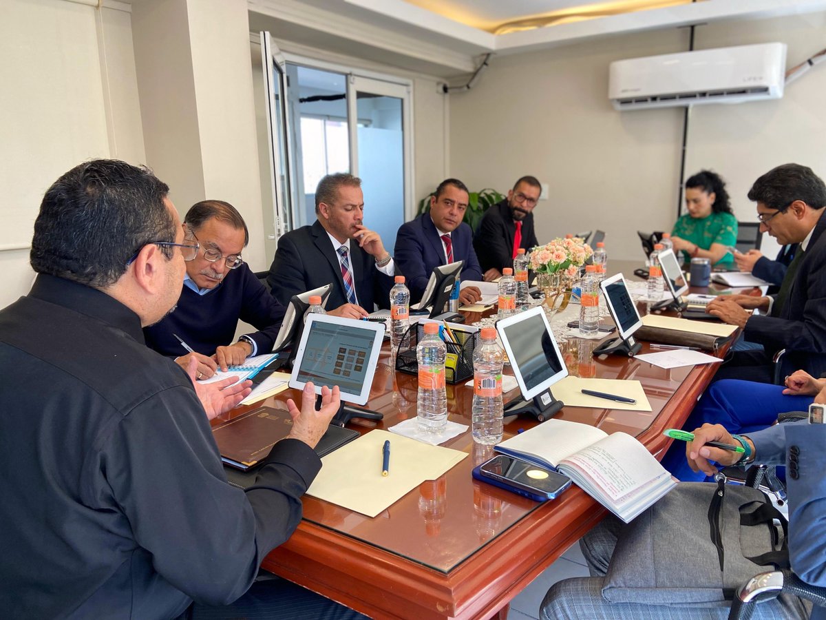 SEMSedomex's tweet photo. ¡Buenas noticias para la educación en el #EstadoDeMéxico! 🎉 La unión de la @SeducEdoMex a través de la
 @SEMSedomex, @SedecoEdomex y la @Sesyn_edomex impulsarán la empleabilidad en la región.✨ Mapa educativo 🤝 Mejoras en CECAE 🔍 Actualización de perfiles laborales 🚀✅ https://t.co/FbVywhzvNZ