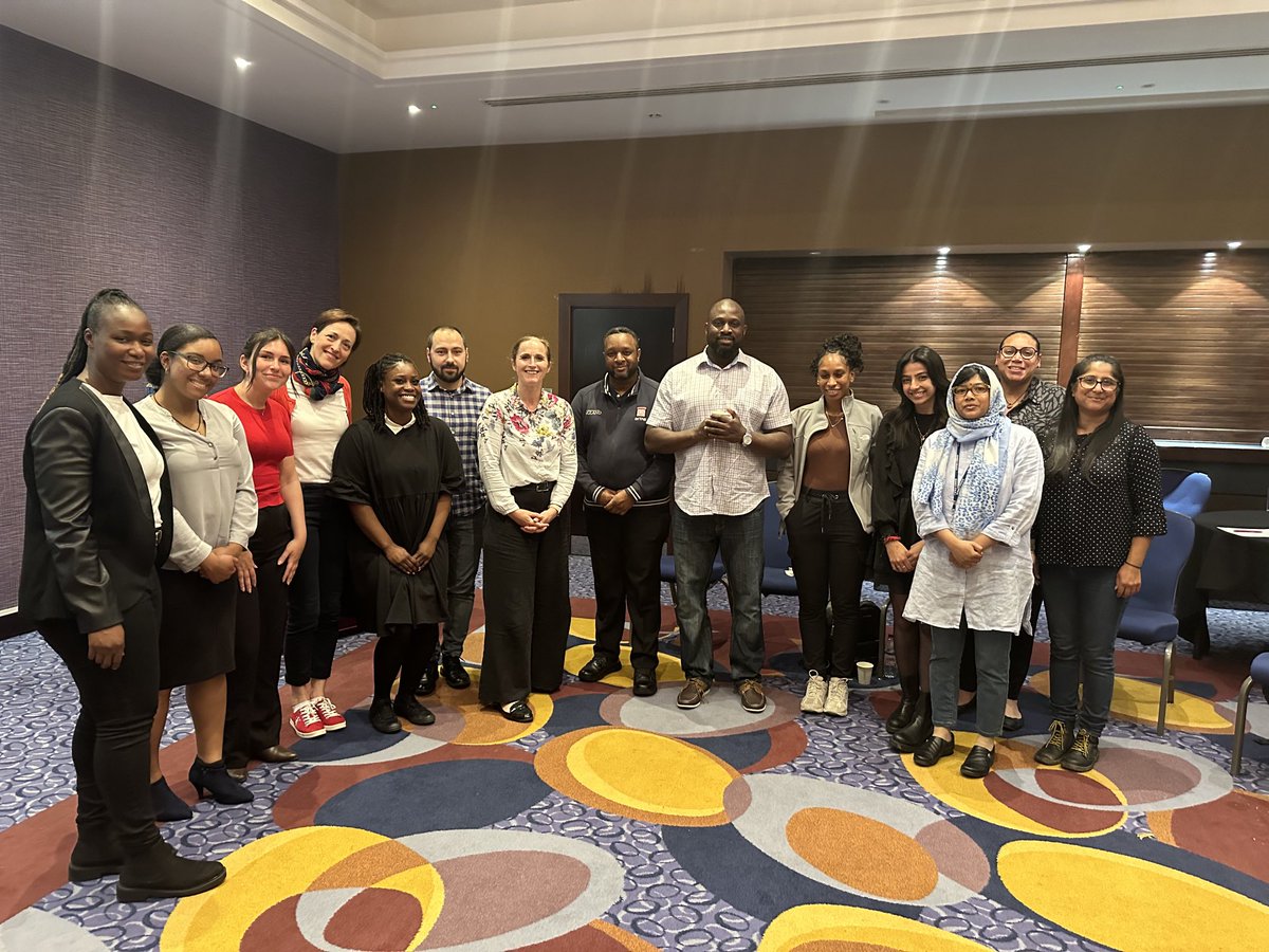 Surrey and Sussex PALS programme to Develop Diverse Leaders. Thank you to ACC Sarah Grahame who spoke about her leadership journey inspiring the brilliant group. #surrey police #sussexpolice #leadership #inclusion