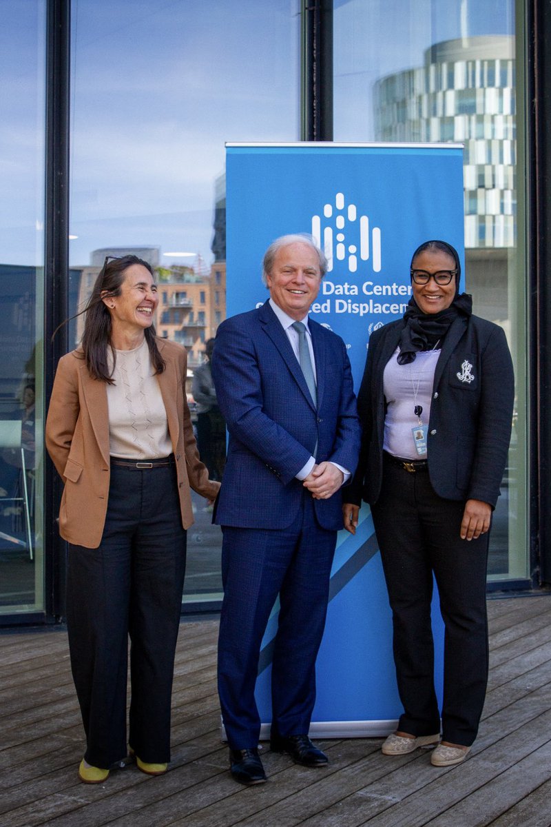 jointdatacenter's tweet image. During the visit of @AxelVT_WB, Senior Managing Director of the @WorldBank, the JDC Knowledge Agenda and our work on statistical inclusion were discussed, highlighting the importance of #knowledgeexchange and #capacitybuilding in the face of challenges of forced displacement.