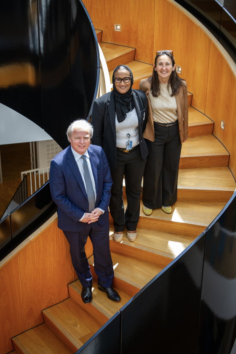 jointdatacenter's tweet image. During the visit of @AxelVT_WB, Senior Managing Director of the @WorldBank, the JDC Knowledge Agenda and our work on statistical inclusion were discussed, highlighting the importance of #knowledgeexchange and #capacitybuilding in the face of challenges of forced displacement.