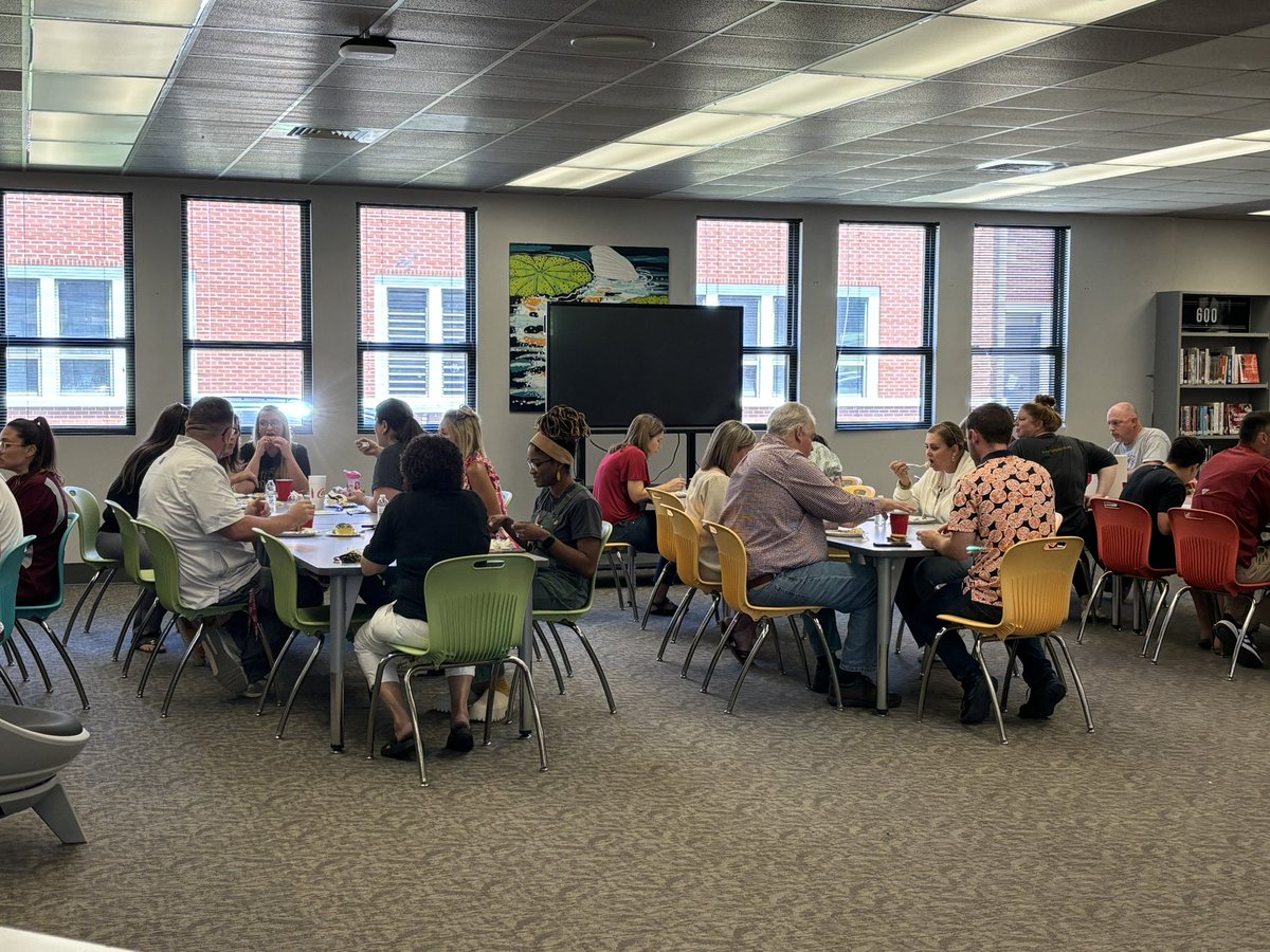 BRmeganreece's tweet photo. BRHS Faculty Luncheon! Thanks BRHS PTO &amp; Mr. Benefield for lunch! Congratulations to our retirees, Ms. Ward &amp; Ms. Talley (we’ll miss you!) and a huge congratulations to Johnson for her Teacher of the Year! #WERBR https://t.co/XWerP5vbyT